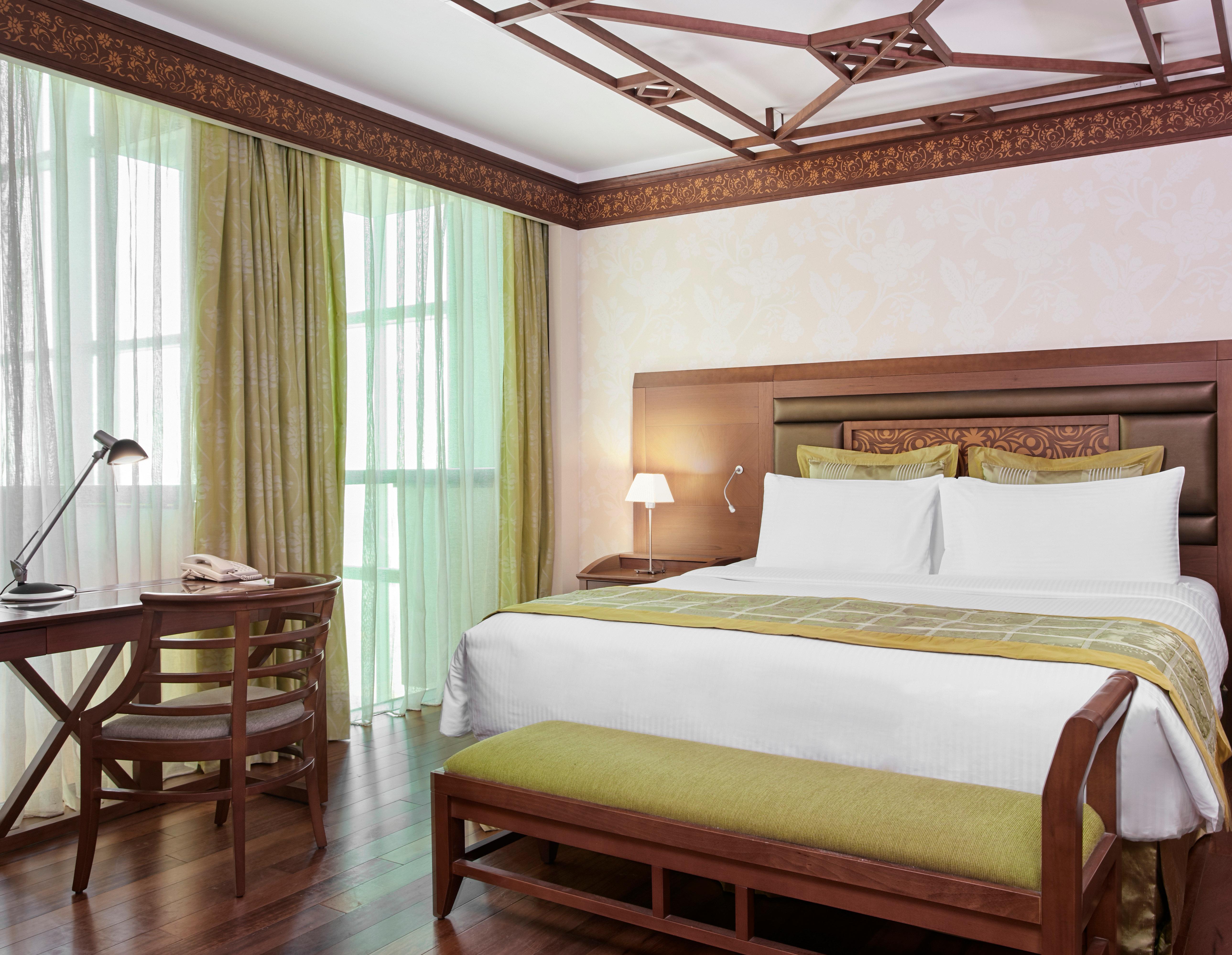 Holiday Inn Kuwait Al Thuraya City By Ihg Kuwait City Exterior photo