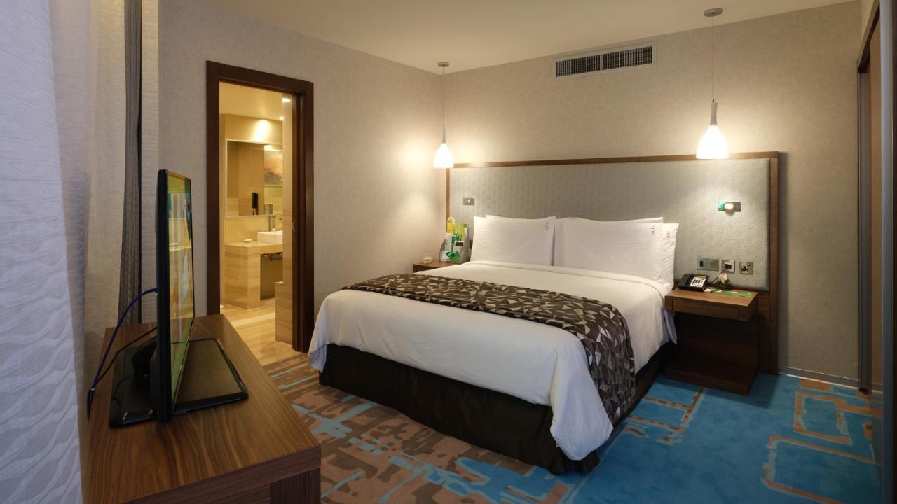Holiday Inn Kuwait Al Thuraya City By Ihg Kuwait City Exterior photo