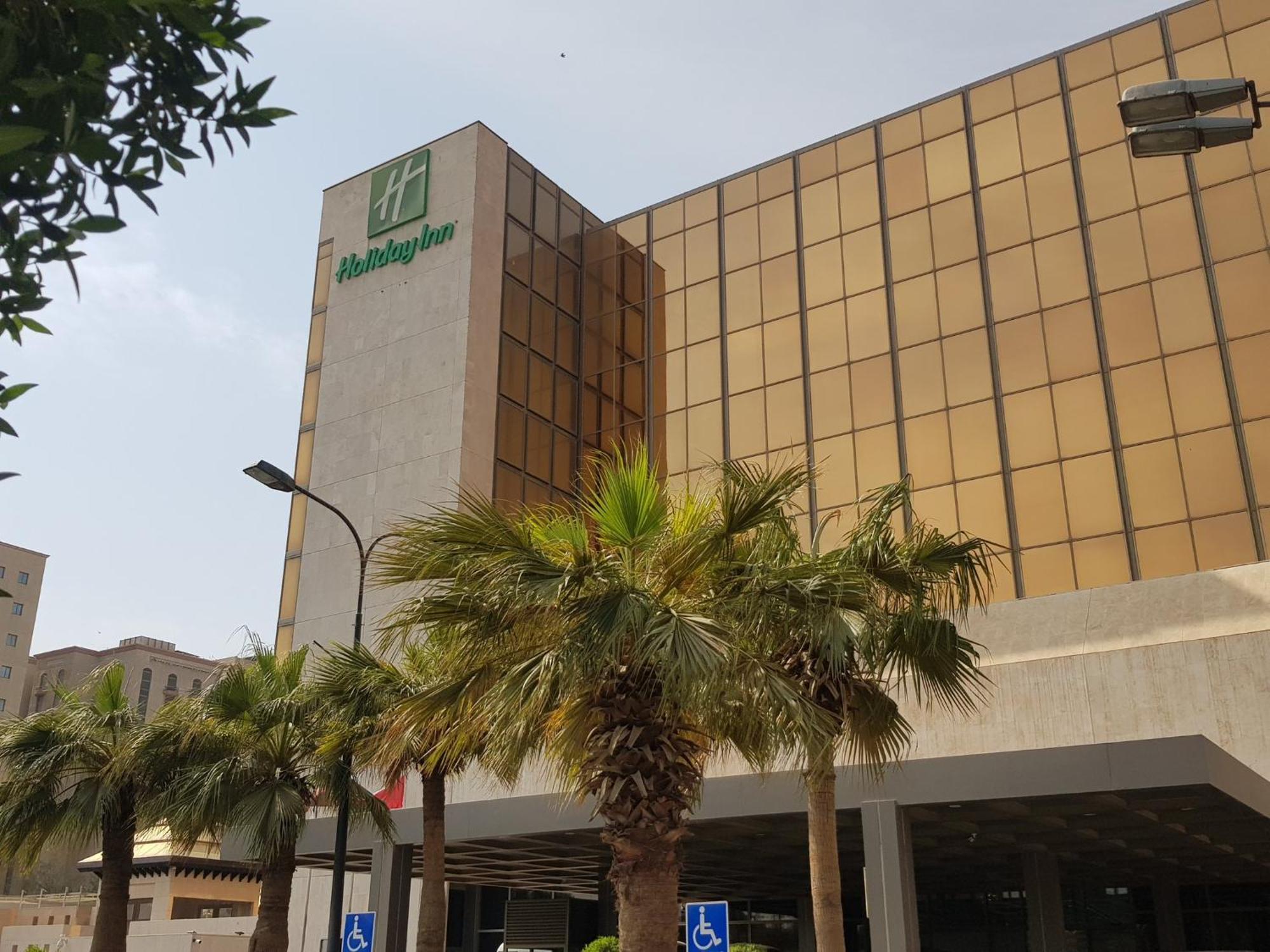 Holiday Inn Kuwait Al Thuraya City By Ihg Kuwait City Exterior photo