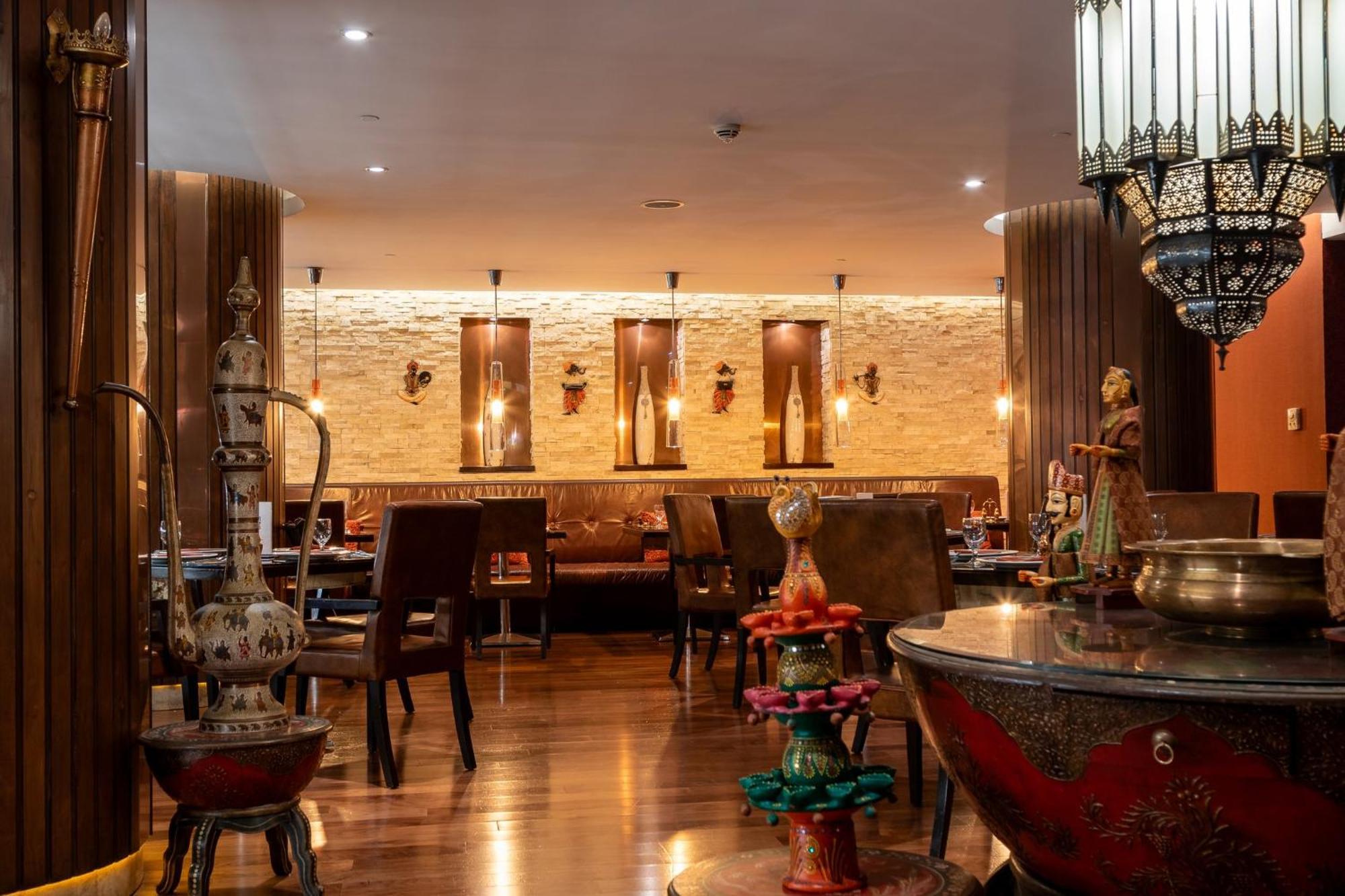 Holiday Inn Kuwait Al Thuraya City By Ihg Kuwait City Exterior photo